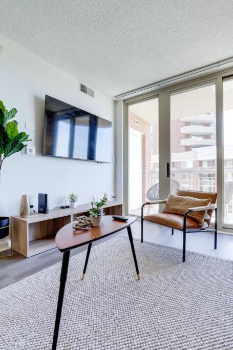 Bright Apartment Walk To Ballston Metro Arlington Ngoại thất bức ảnh