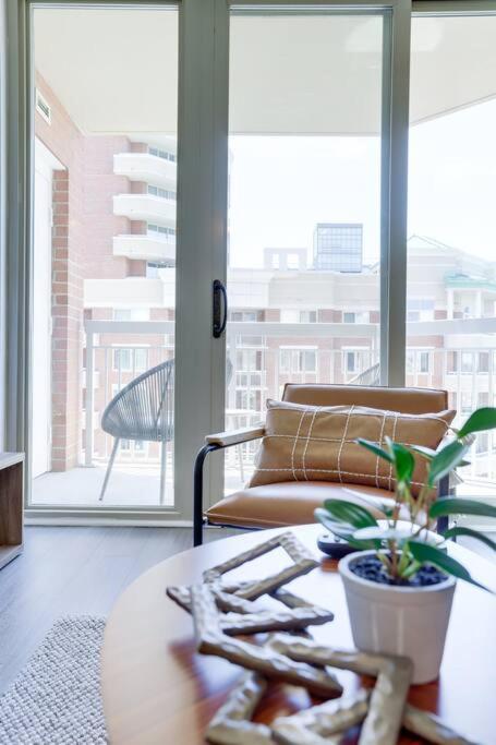 Bright Apartment Walk To Ballston Metro Arlington Ngoại thất bức ảnh