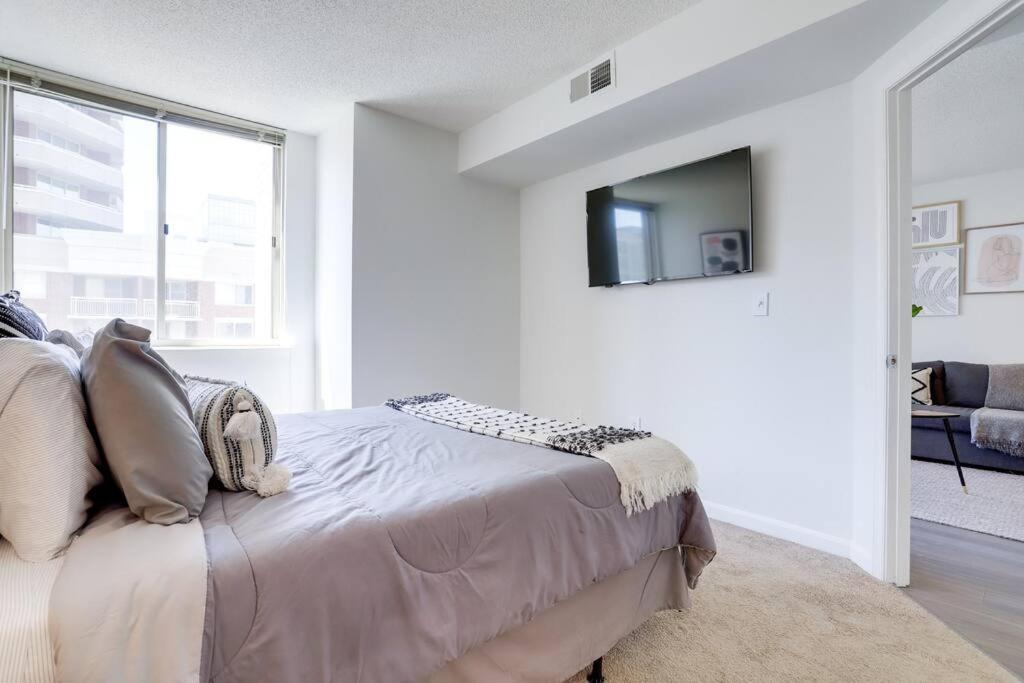 Bright Apartment Walk To Ballston Metro Arlington Ngoại thất bức ảnh