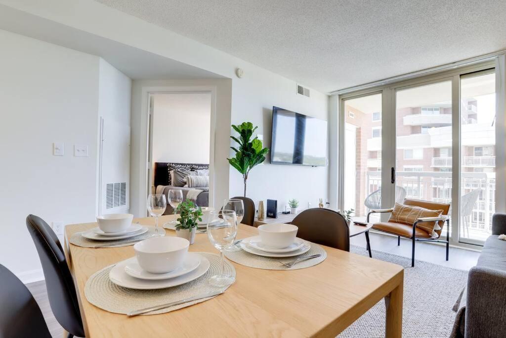 Bright Apartment Walk To Ballston Metro Arlington Ngoại thất bức ảnh