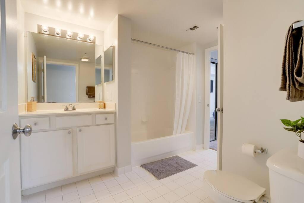 Bright Apartment Walk To Ballston Metro Arlington Ngoại thất bức ảnh
